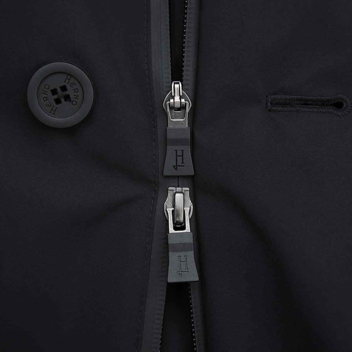 HERNO ヘルノ ダウンコート/HERNO LAMINAR SARTORIAL ENGINEERING GORE