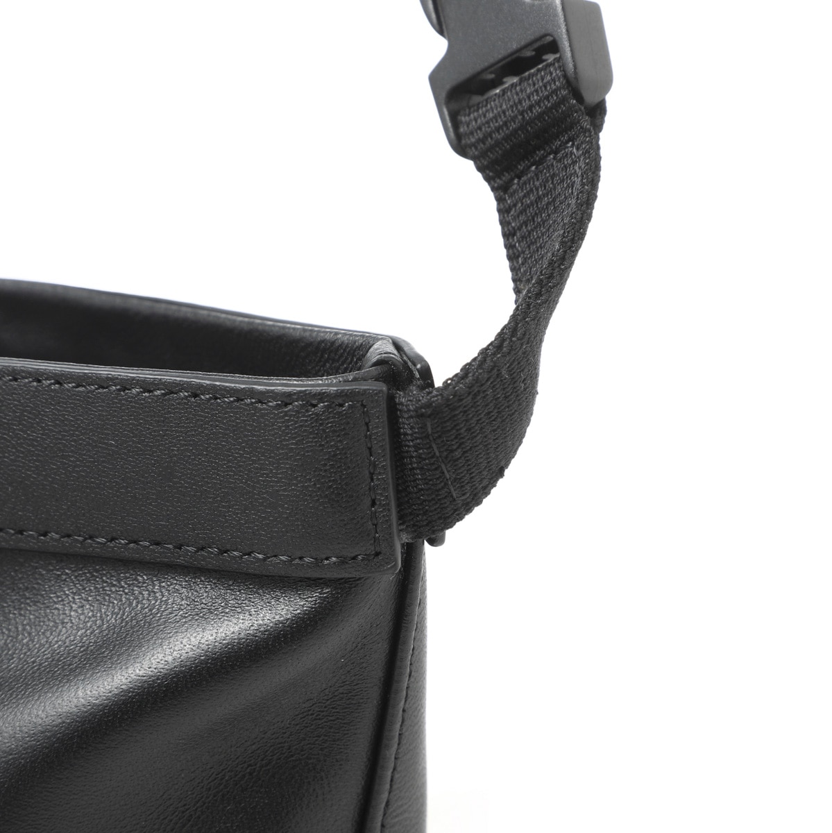 MM6|UTILITY MINI ショルダーバッグ SB5WG0010 P5226 アウトレット】MM6 Maison Margiela エムエム 6 メゾン