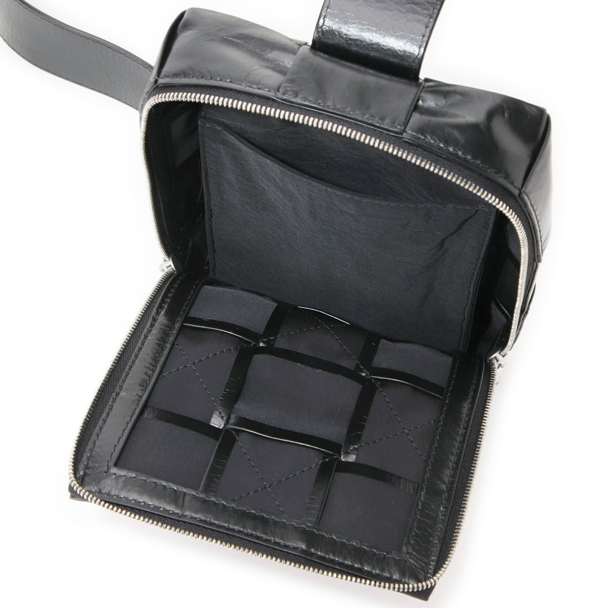 BOTTEGA VENETA ボッテガヴェネタ ショルダーバッグ メンズ