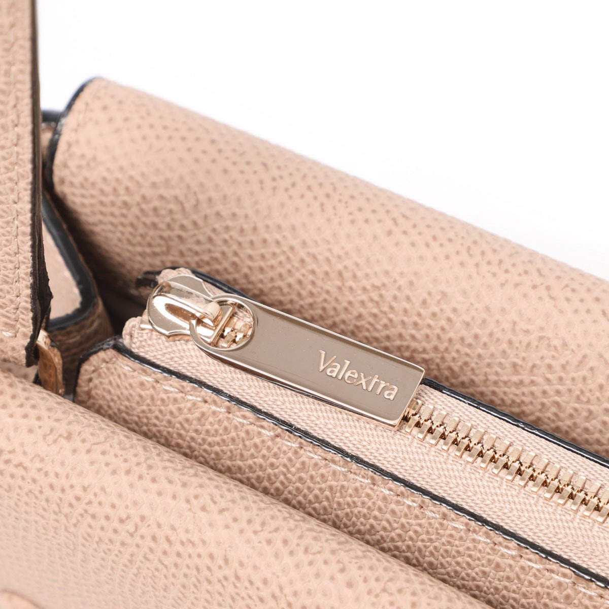 アウトレット】Valextra ヴァレクストラ クロスボディバッグ