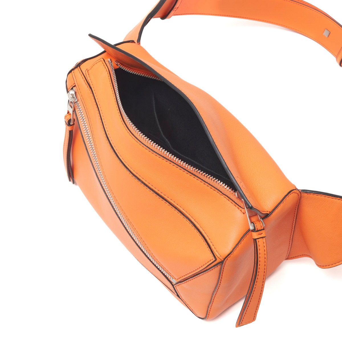 LOEWE バック ウィメンズ ラグジュアリーバケットバッグ｜デザイナーズ