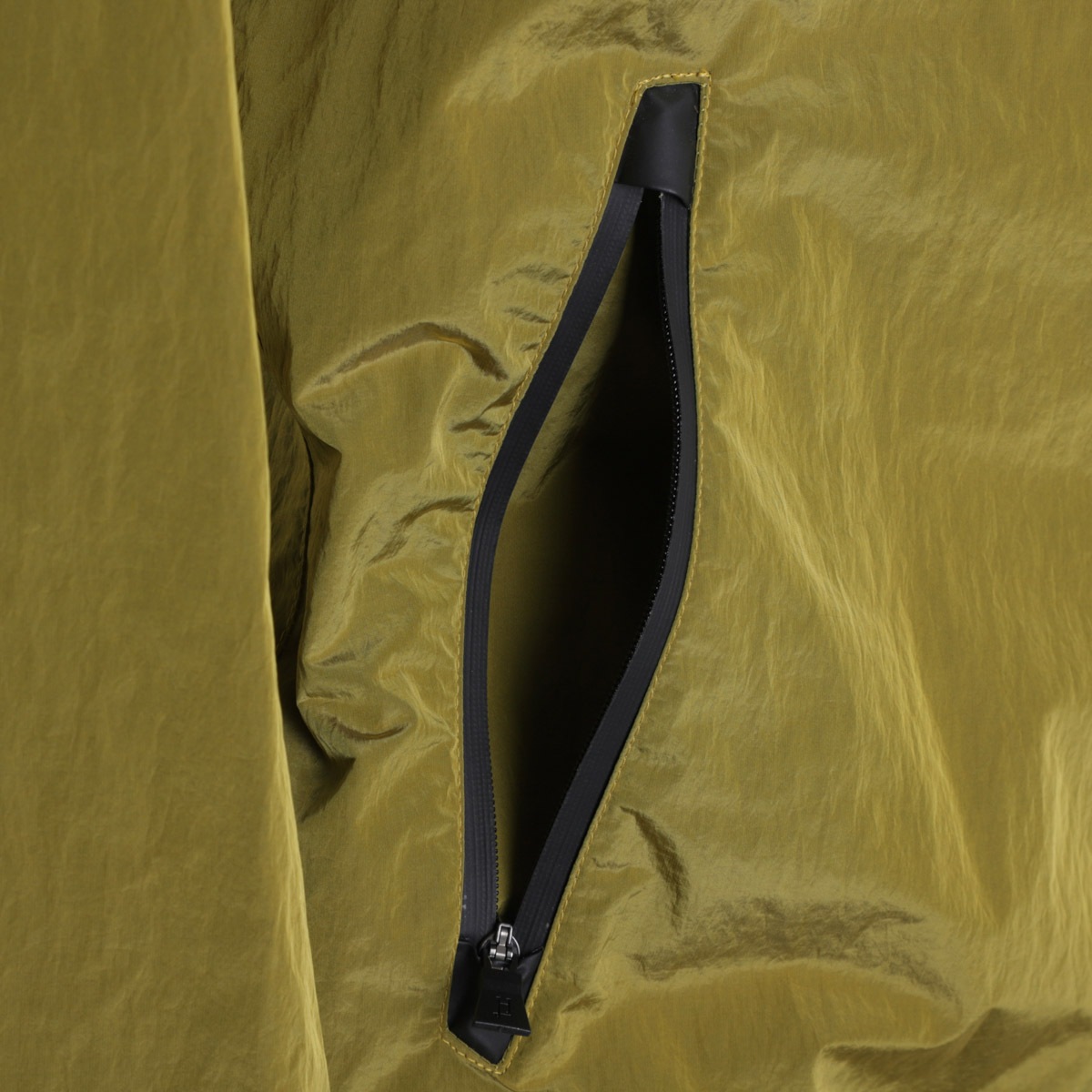 HERNO ナイロンジャケット gi070ul-12378 HERNO ヘルノ ナイロンジャケット/HERNO LAMINAR メンズ