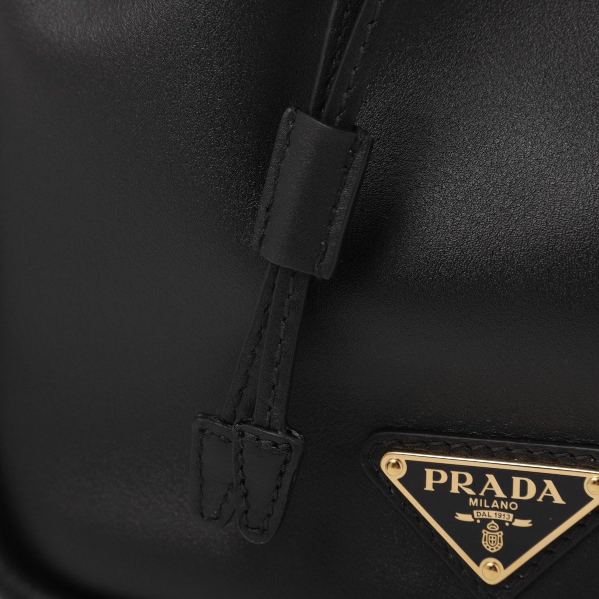 PRADA プラダ ハンドバッグ 2WAY/バケットバッグ/PRADA DARLING