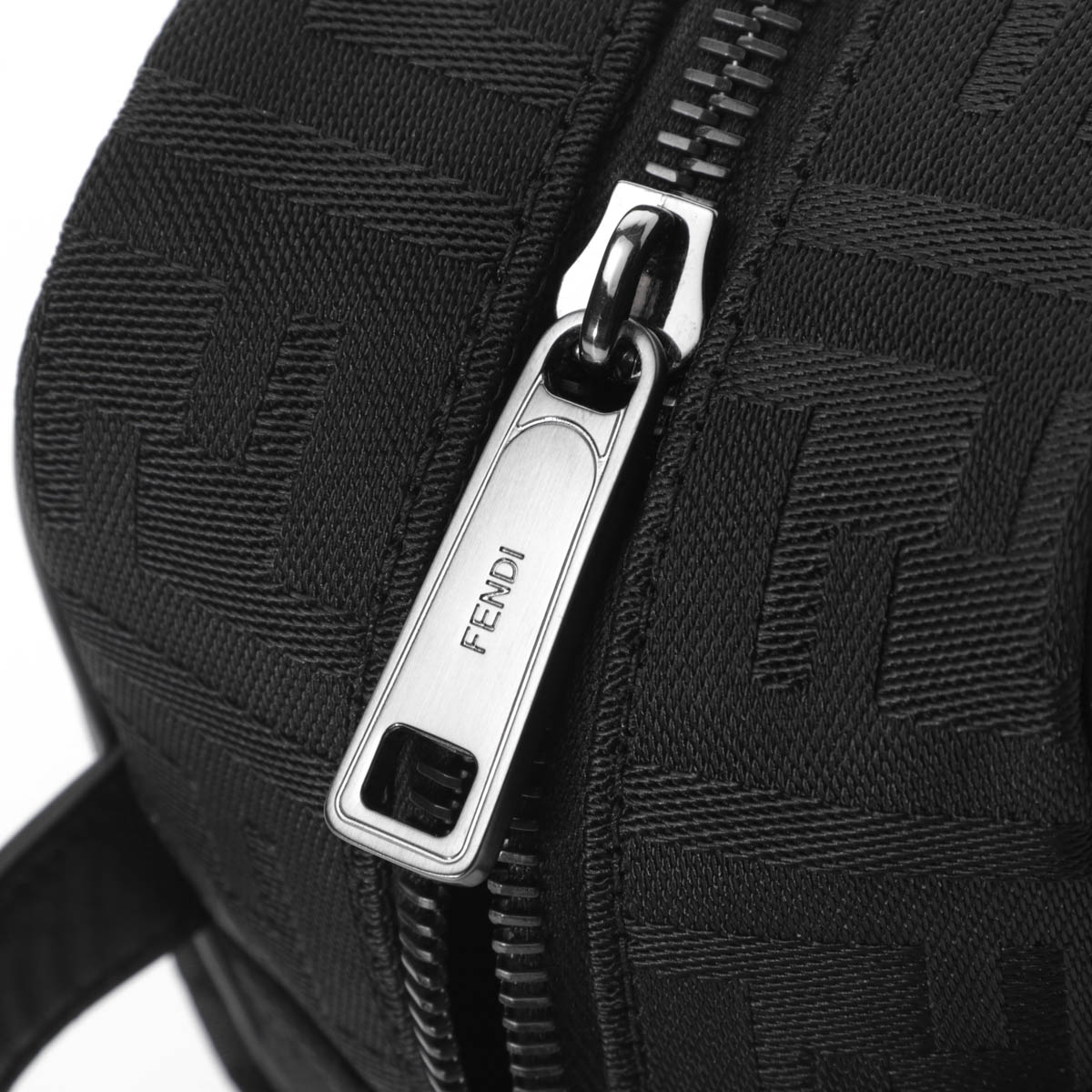 FENDI フェンディ セカンドバッグ/ポーチ/FF TOILETRY CASE SMALL 