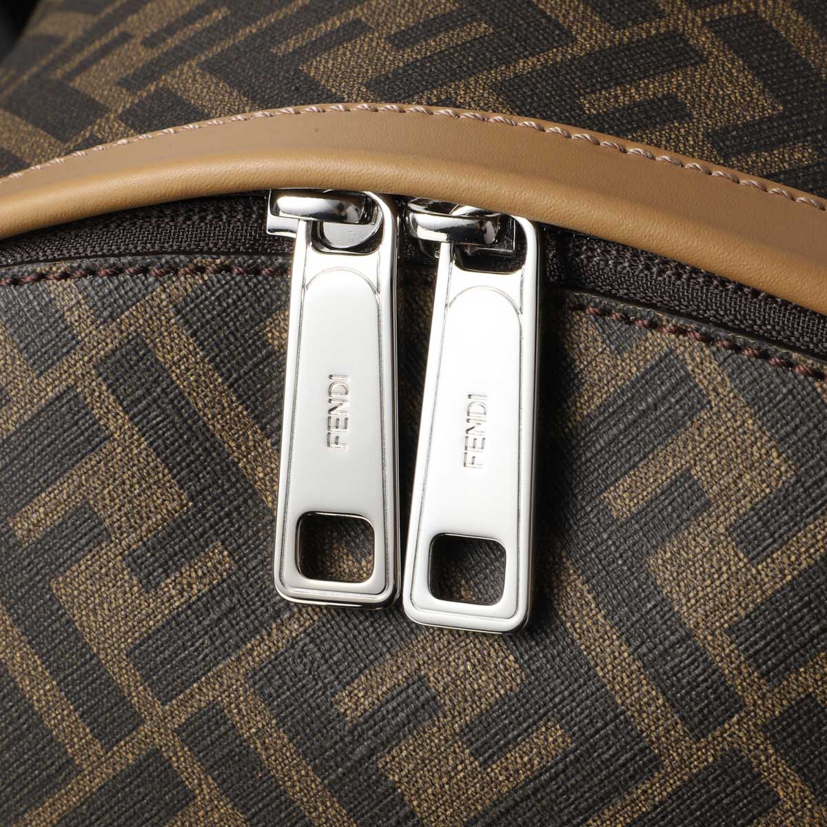 FENDI フェンディ バックパック/リュックサック/FENDI CHIODO DIAGONAL メンズ