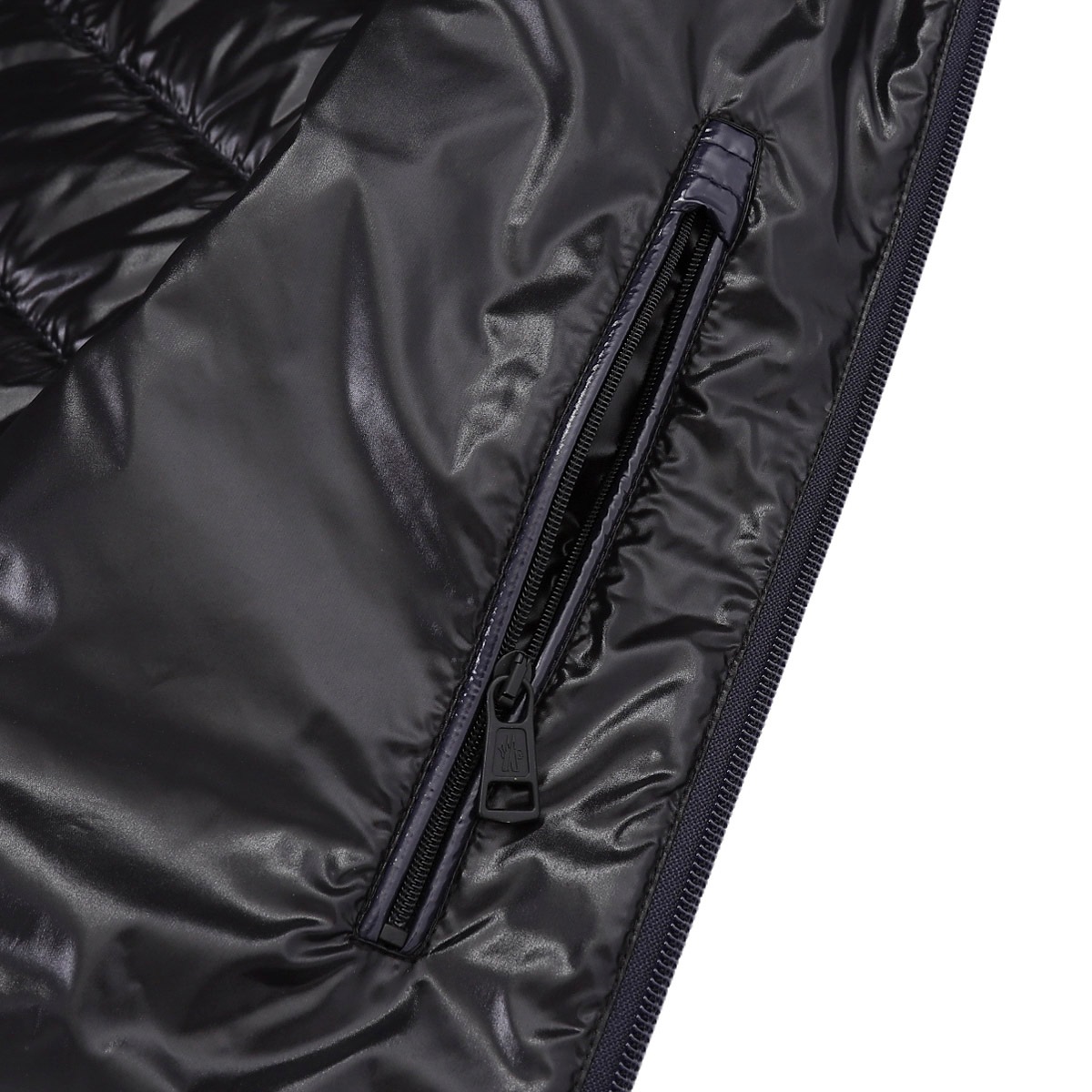 【限定値下げ中】45,000円⇒40,000円 モンクレール ダウンベスト maido-selection_252-151