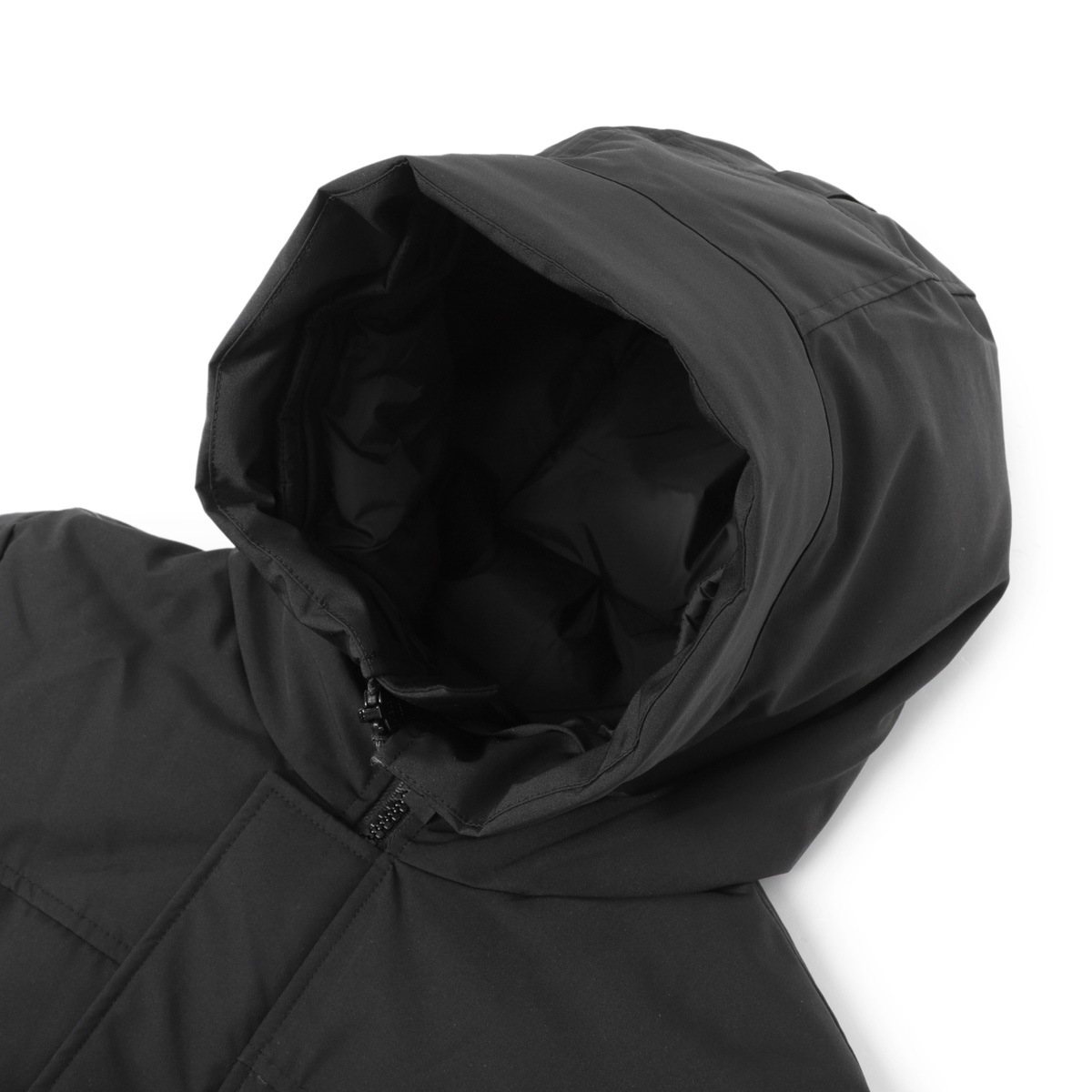 CANADA GOOSE カナダグース ダウンジャケット/MACMILLAN PARKA メンズ