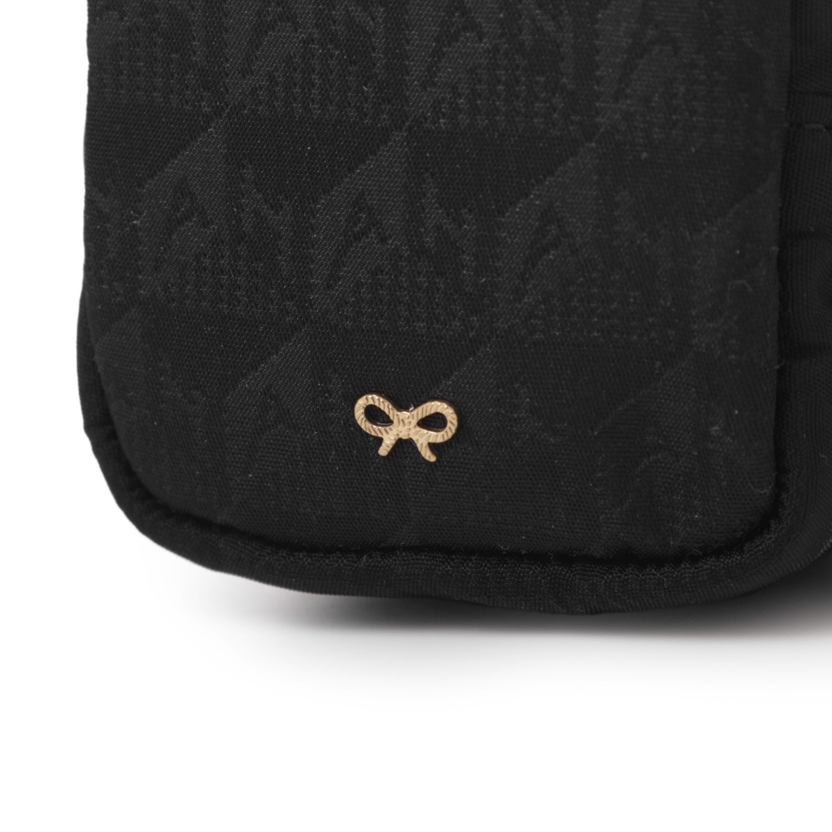 ANYA HINDMARCH アニヤ・ハインドマーチ ポーチ/イヤホンポーチ バッグ