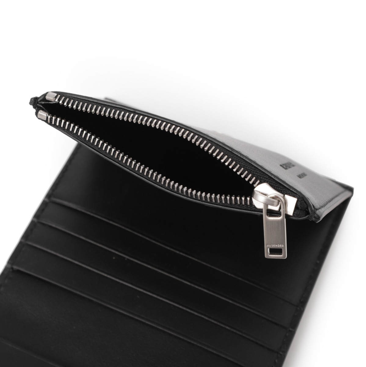 ジルサンダー JIL SANDER TRI COMPARTMENT WALLET TRI-COMPARTMENT WALLET（財布）｜JIL SANDER（ジルサンダー）の