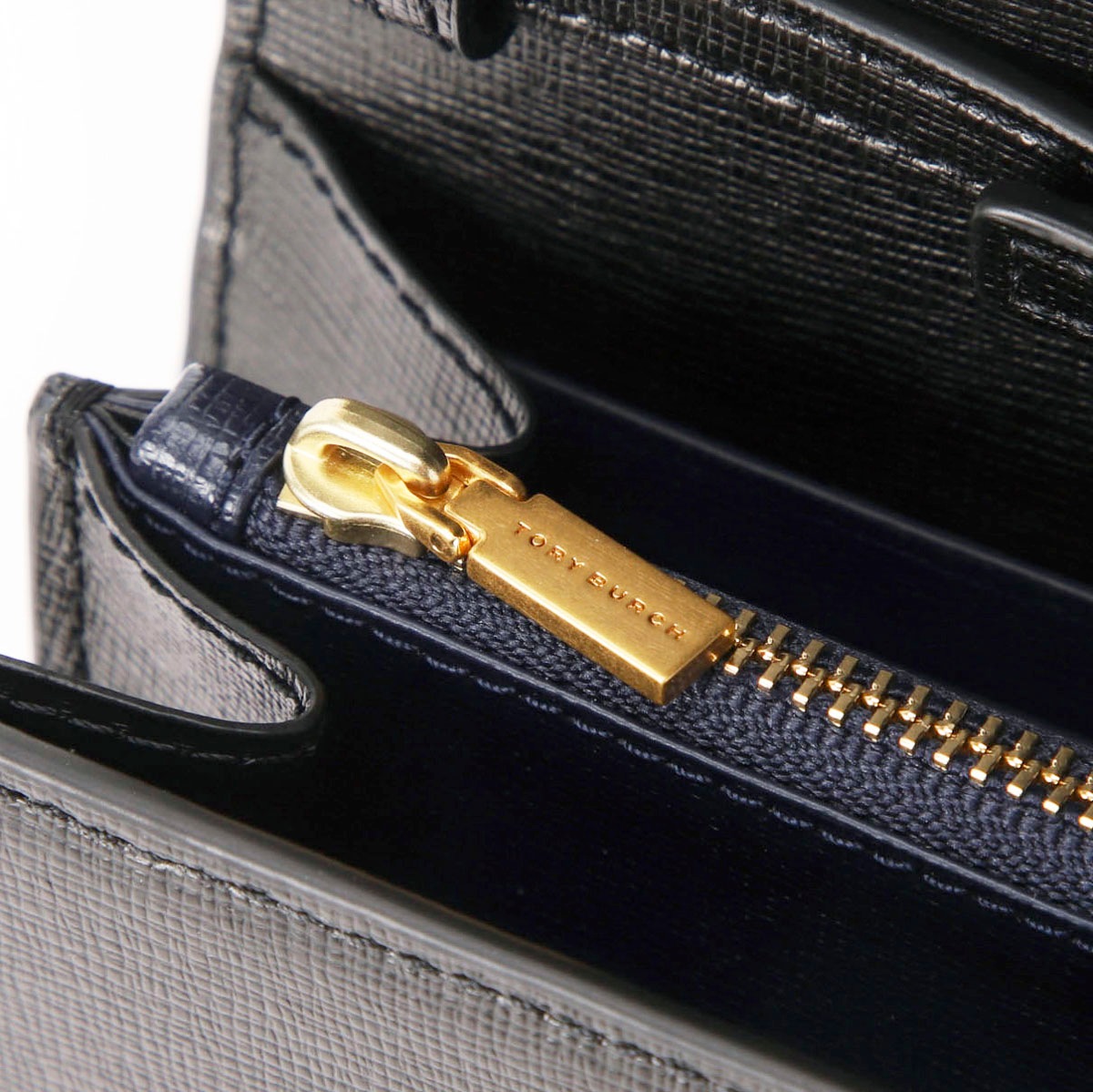 TORY BURCH トリーバーチ 長財布 小銭入れ付き/ROBINSON CHAIN WALLET レディース