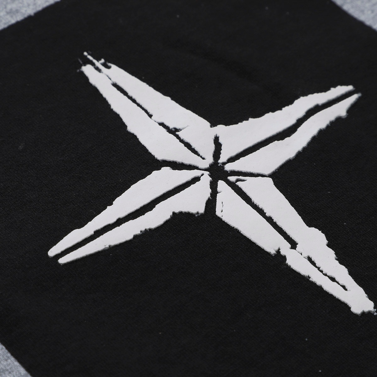 STONE ISLAND ストーンアイランド クルーネック半袖Tシャツ メンズ 