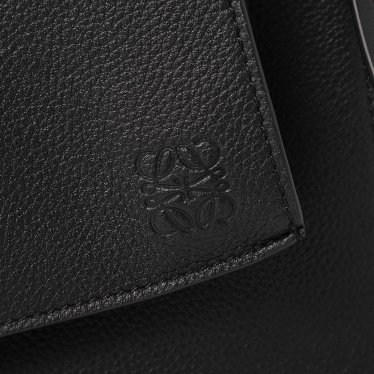 LOEWE ロエベ クロスボディバッグ/スリングバッグ/ANTON SLING メンズ