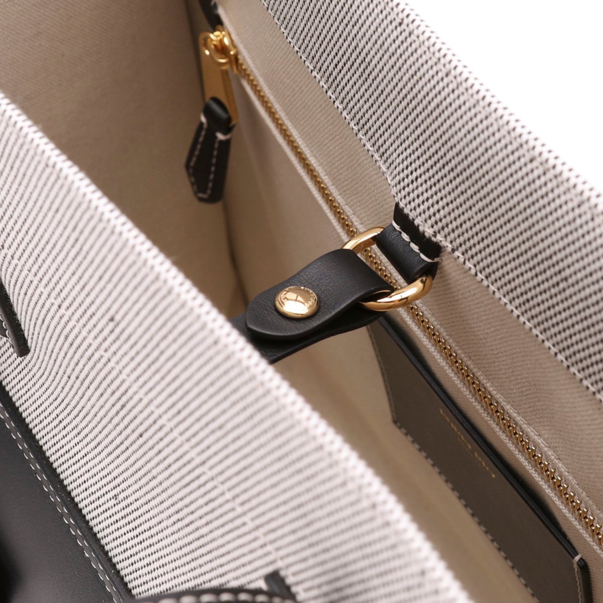 BURBERRY バーバリー トートバッグ/MEDIUM POCKET レディース