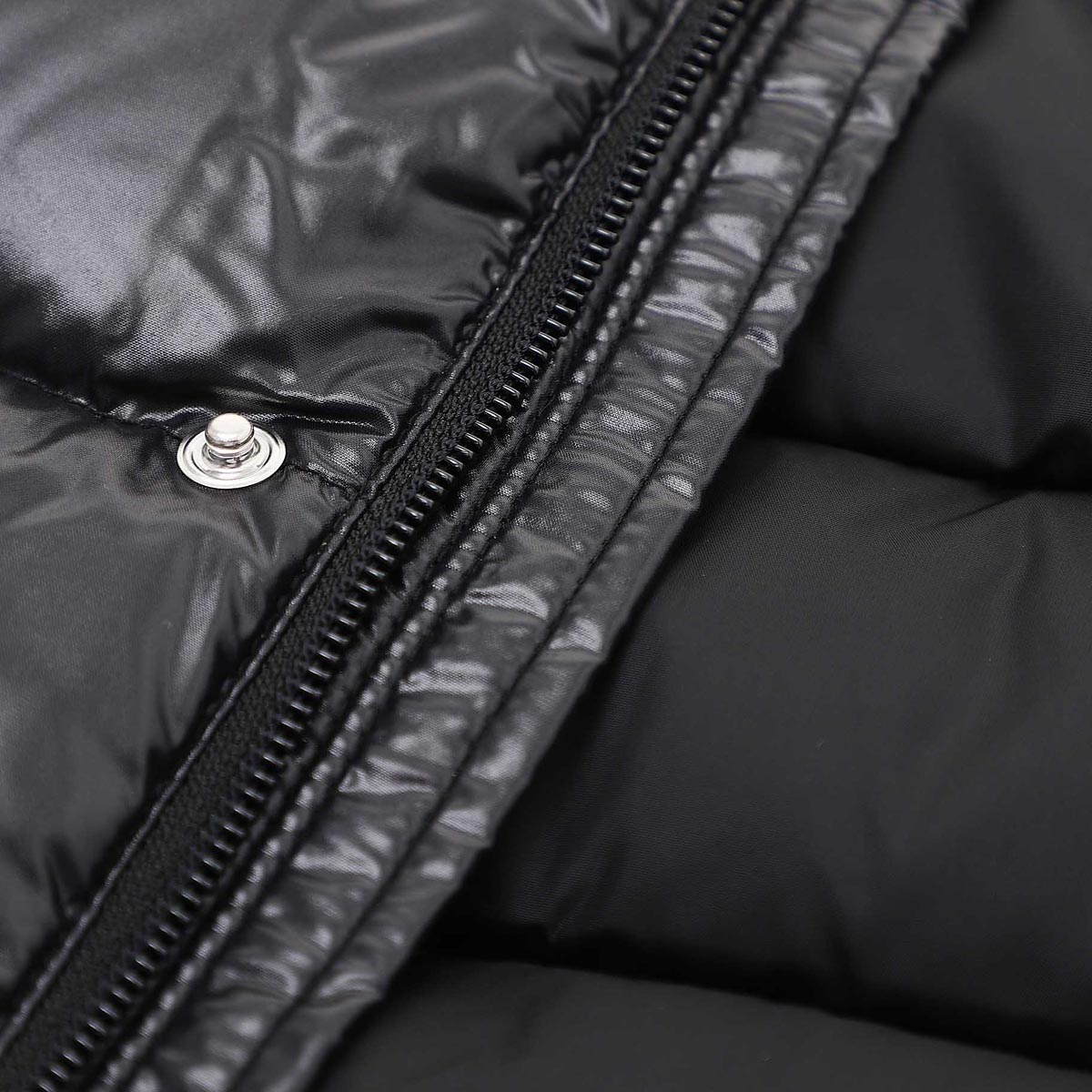 MONCLER モンクレール ダウンベスト/TIB メンズ | キッズ&ベビー MONCLER モンクレール ダウンベスト/TIB メンズ | キッズ&ベビー