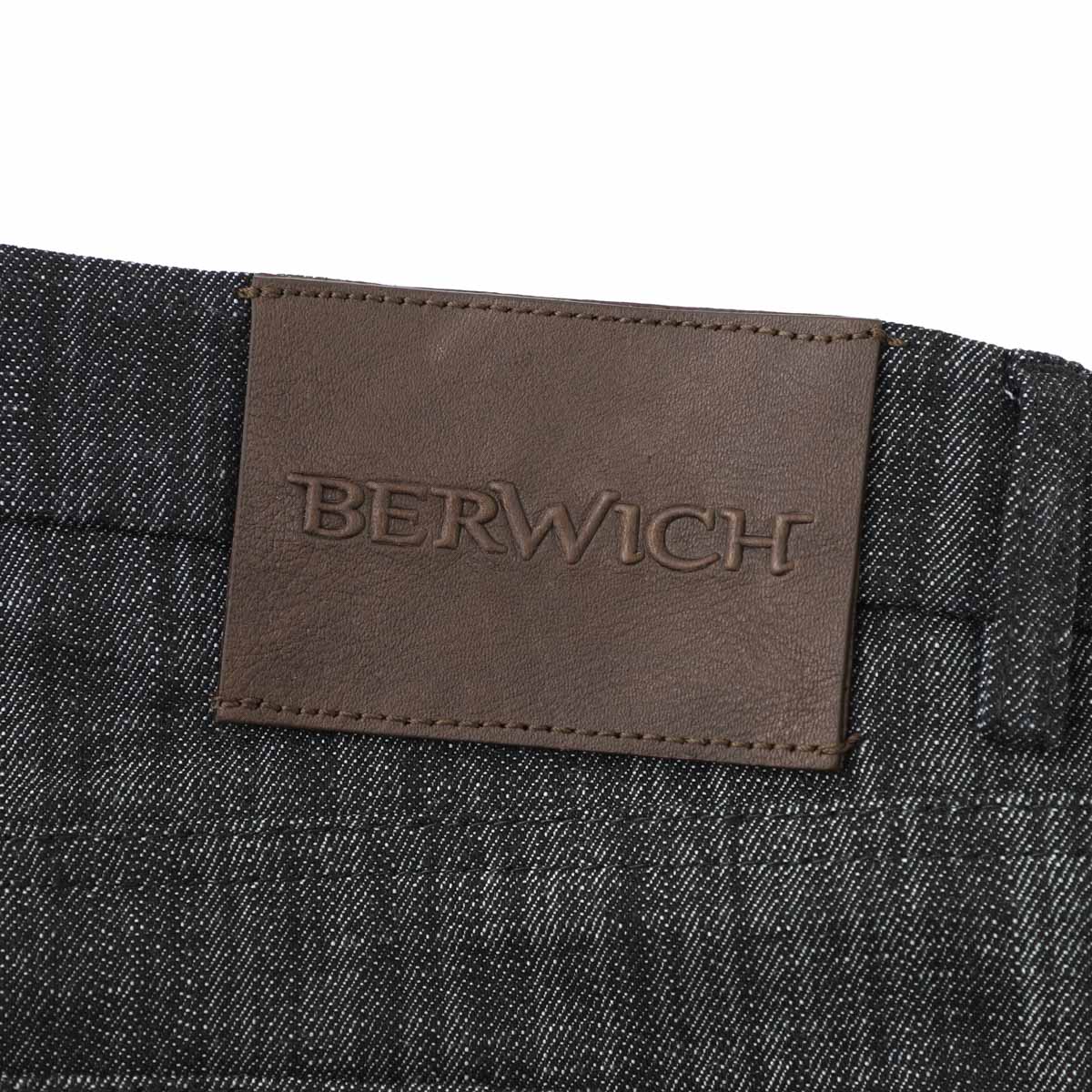 BERWICH ベルウィッチ ジップフライジーンズ/ストレートパンツ/LUCANO