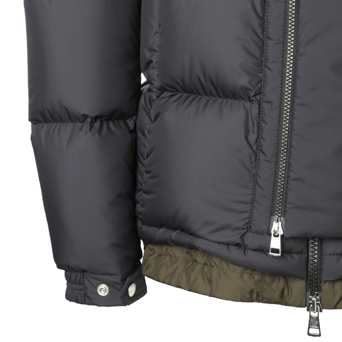 【サイショウノミチトカマジジバクジャンカ～】MONCLER ダウン MONCLER】Chevreuseショートダウンジャケット ナイロン フード