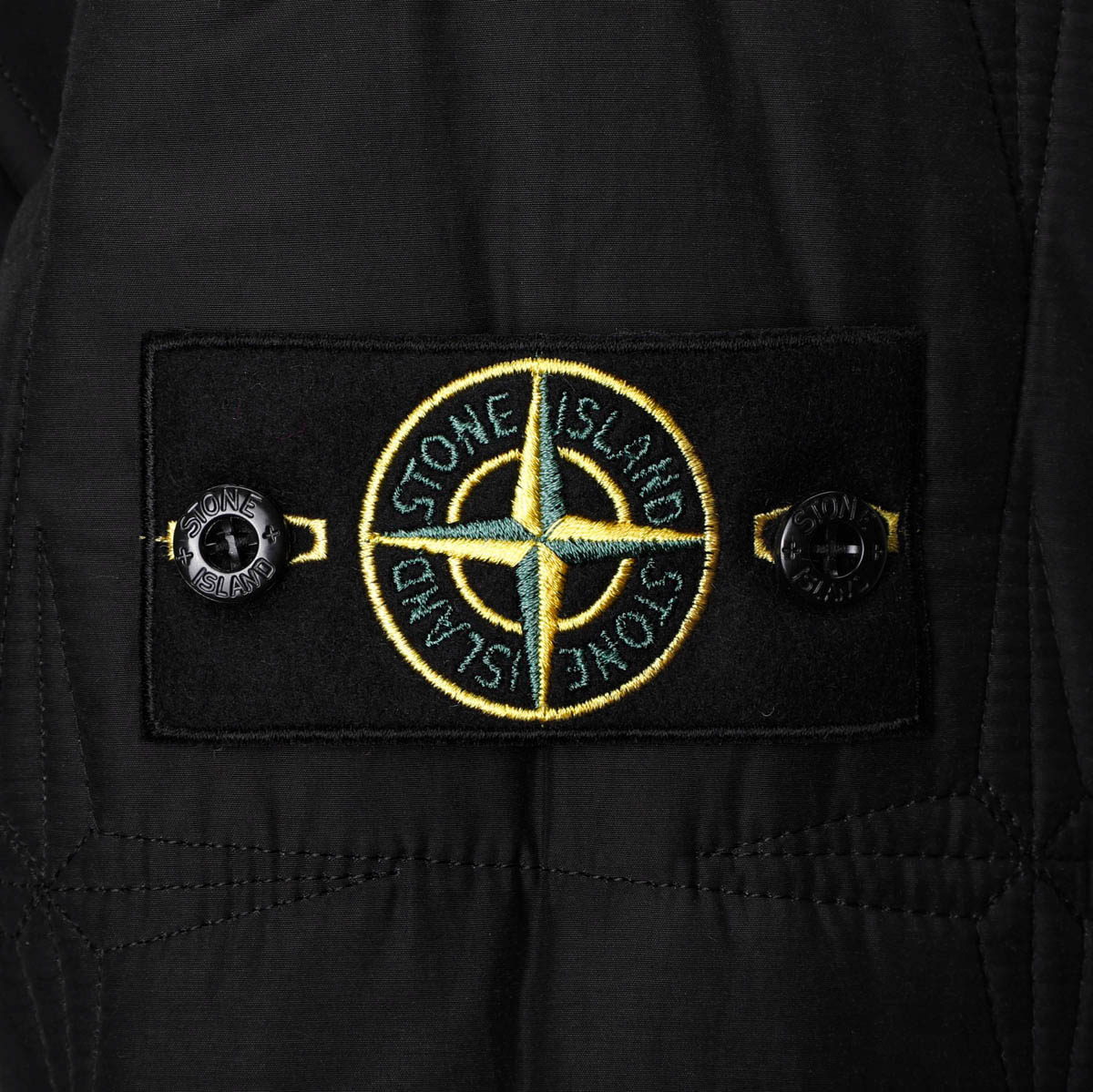アウトレット】STONE ISLAND ストーンアイランド 中綿入り ジップ 