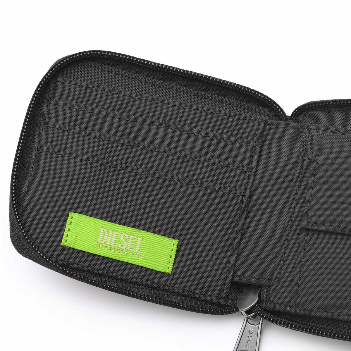 アウトレット】DIESEL ディーゼル 2つ折り財布 小銭入れ付き