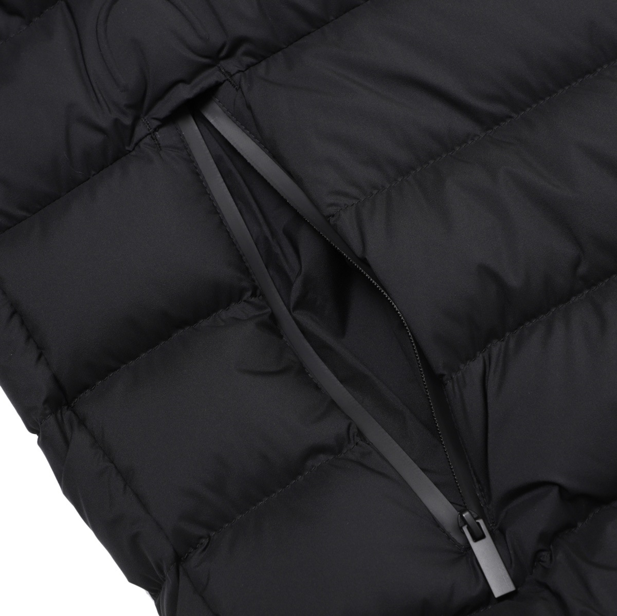 アウトレット】【ラスト1点】MONCLER モンクレール ダウンジャケット