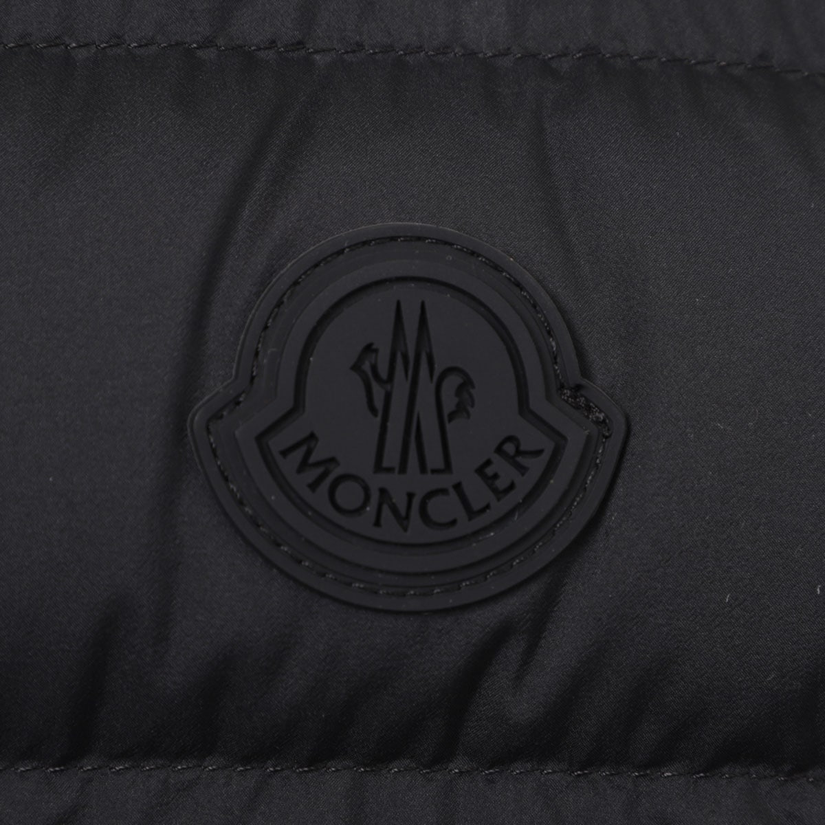 アウトレット】【ラスト1点】MONCLER モンクレール ダウンジャケット