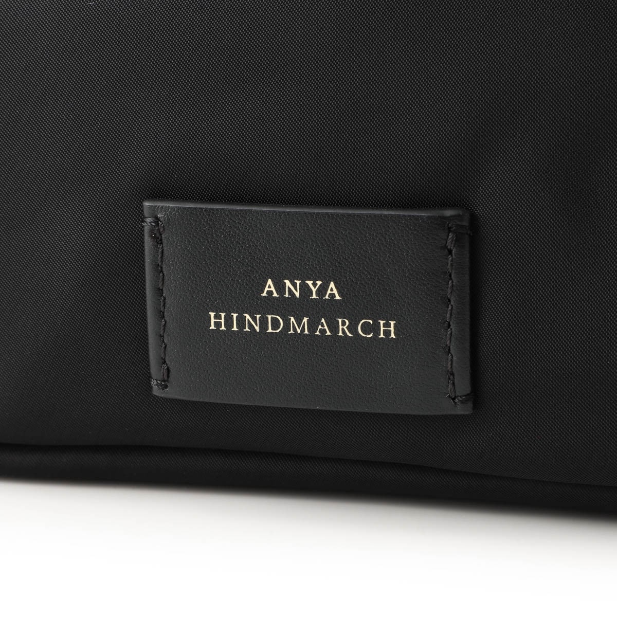 ANYA HINDMARCH アニヤ・ハインドマーチ ポーチ/Eyes Important Things