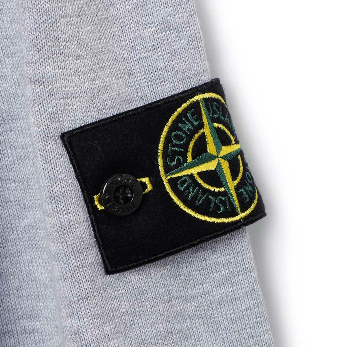 ストーンアイランド　2024SS MAGLIA ニット　540B2 ブラック　L 楽天市場】ストーンアイランド STONE ISLAND クルーネックニット