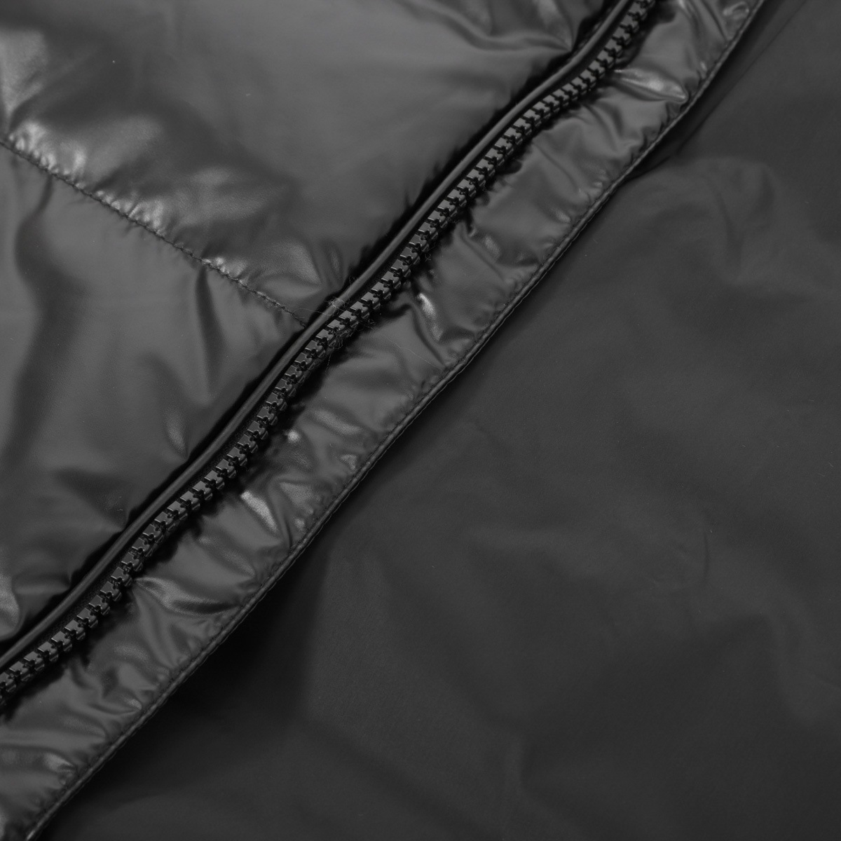 未使用　エンポリオアルマーニ　EA7 ボンバージャケット EMPORIO ARMANI EA7 - 未使用 エンポリオアルマーニ EA7