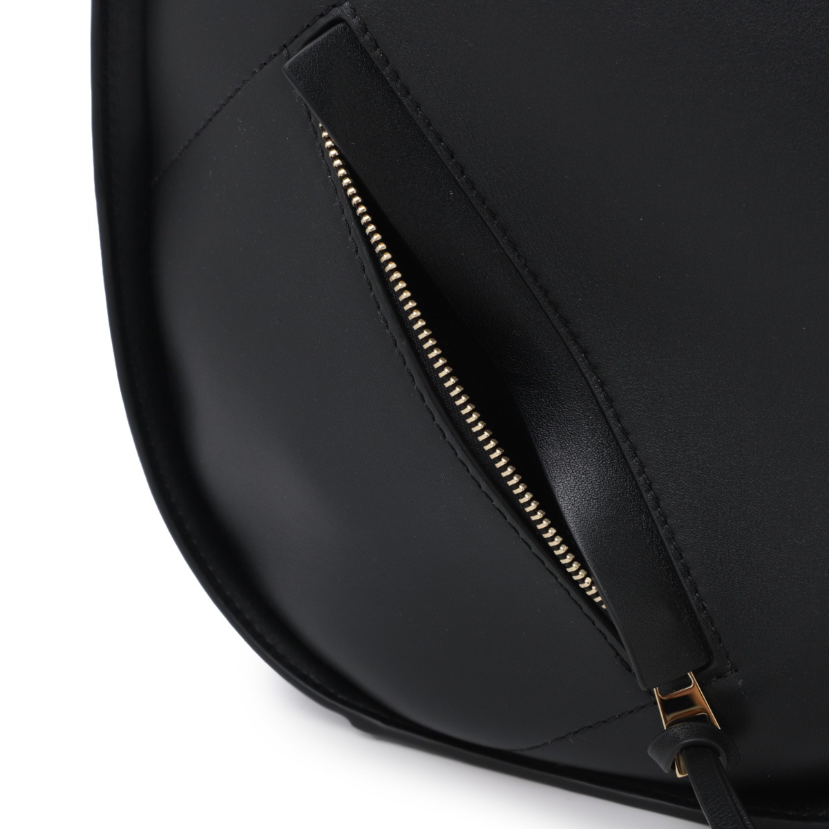 【アウトレット】LOEWE ロエベ ショルダーバッグ/クロスボディバッグ/HAMMOCK SLICE BAG レディース