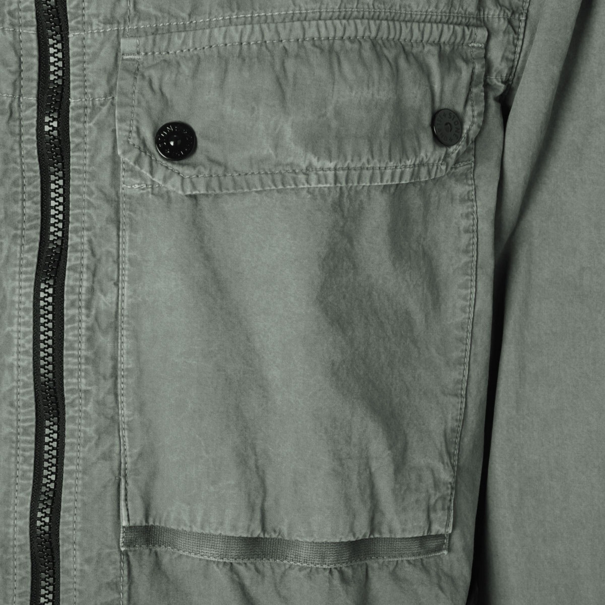 アウトレット】【ラスト1点】STONE ISLAND ストーンアイランド ジップ