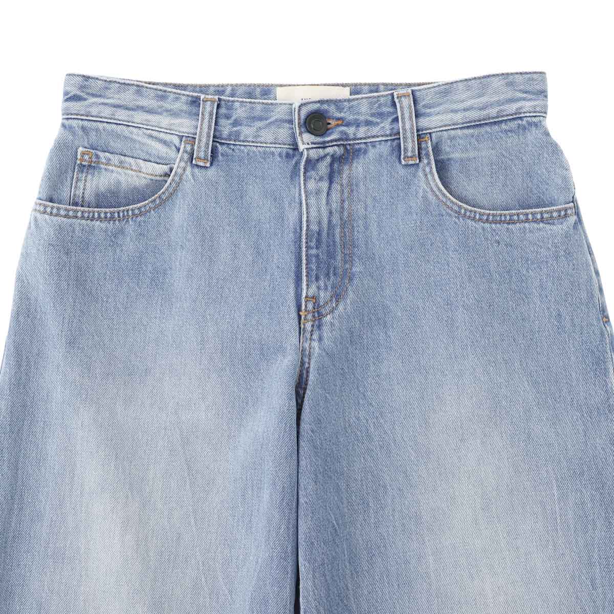 THE ROW ライトブルー　ストレートデニム　サイズ 2 THE ROW ライトブルー ストレートデニム サイズ 2 THE ROW | ザ ロウ