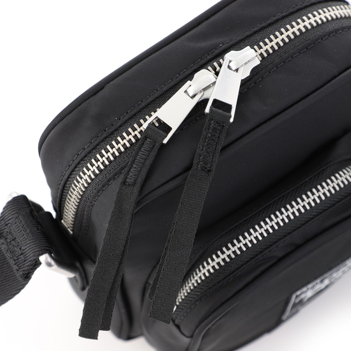 MAISON KITSUNE メゾンキツネ クロスボディバッグ/Maison Kitsune