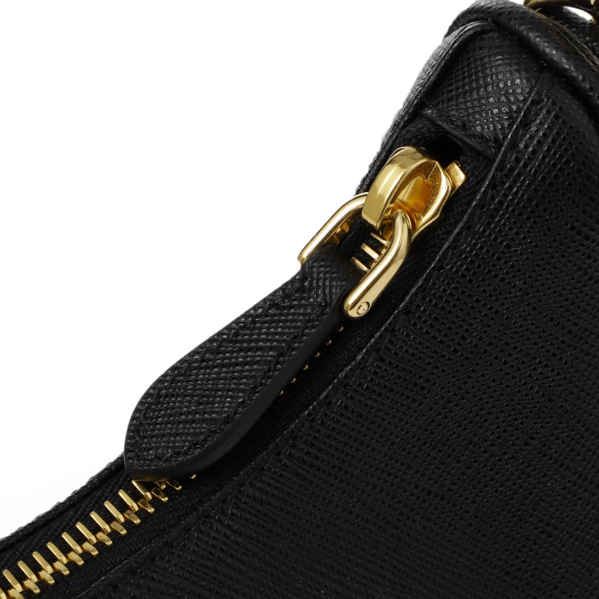 PRADA プラダ ショルダーバッグ 2WAY/ハンドバッグ/Re-Edition 2005