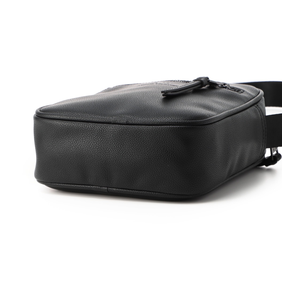 ARMANI EXCHANGE アルマーニエクスチェンジ ショルダーバッグ メンズ