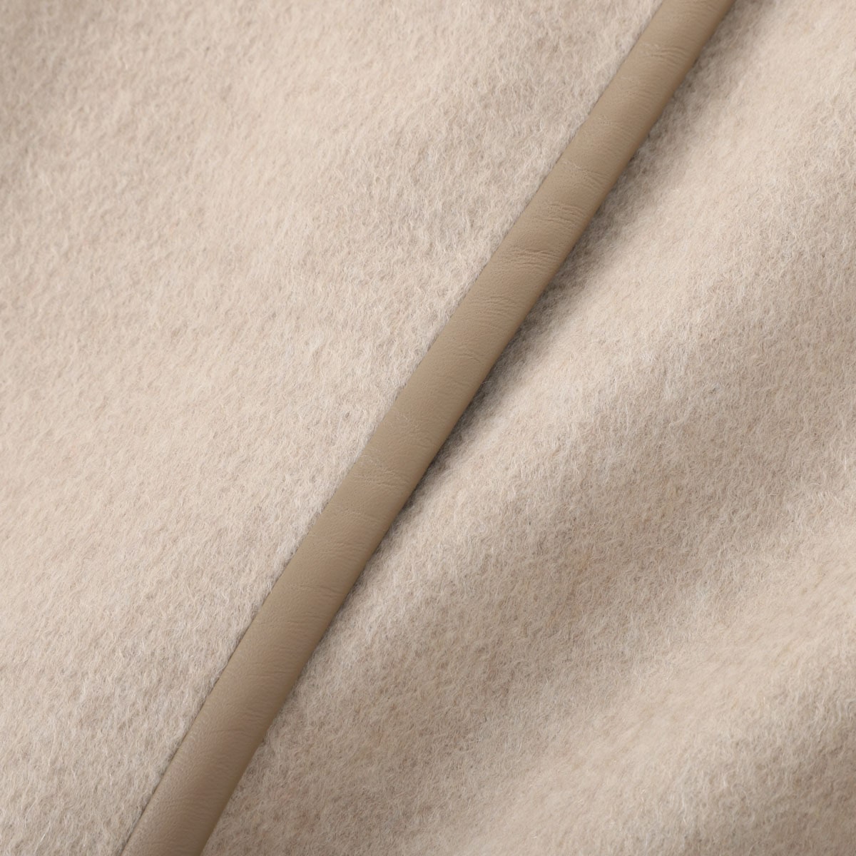 Max Mara マックスマーラ ケープ/ポンチョ/CORSARO ピュア カシミヤ ケープ レディース