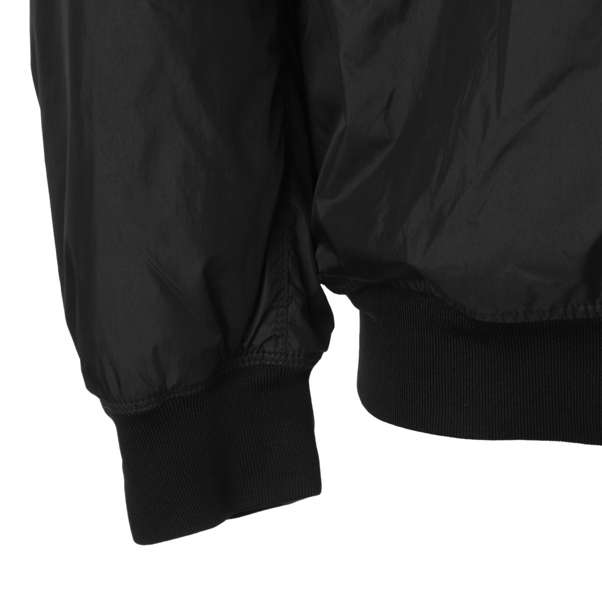 アウトレット】STONE ISLAND ストーンアイランド フード付き 中綿入り