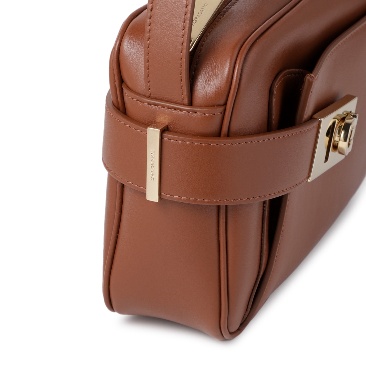 FERRAGAMO フェラガモ ショルダーバッグ/カメラバッグ
