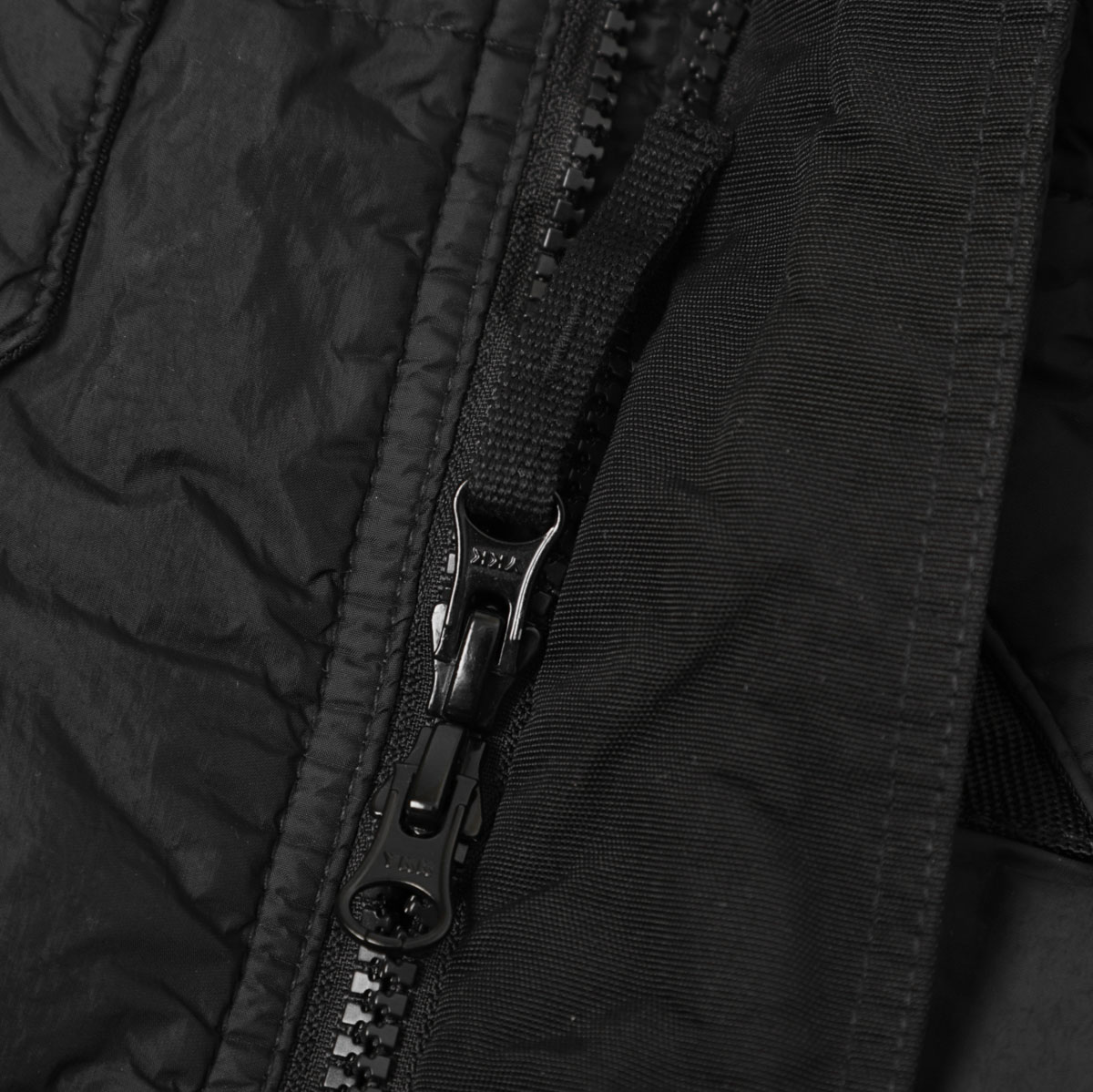 アウトレット】【ラスト1点】STONE ISLAND ストーンアイランド