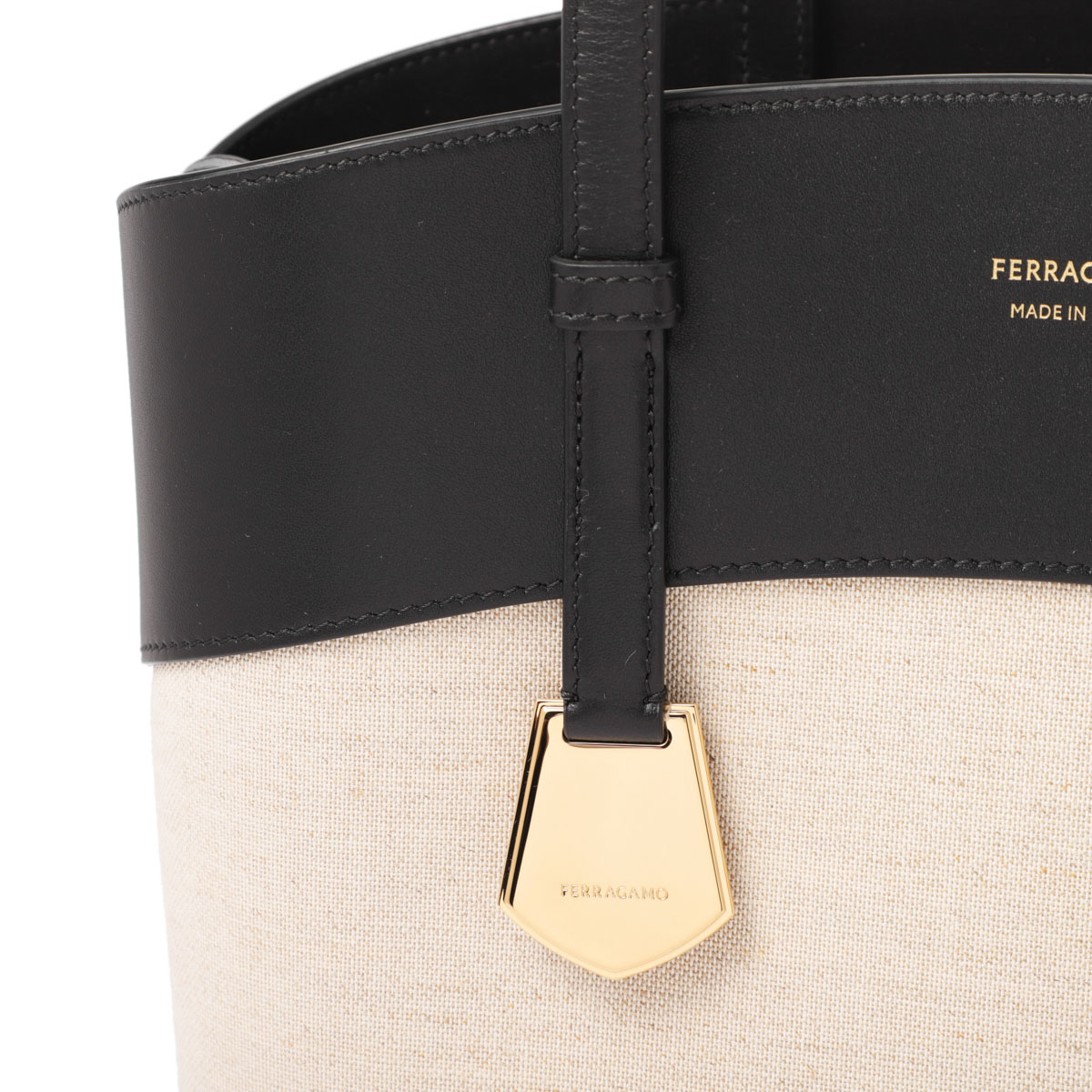 FERRAGAMO フェラガモ トートバッグ/CHARMING TOTE レディース 