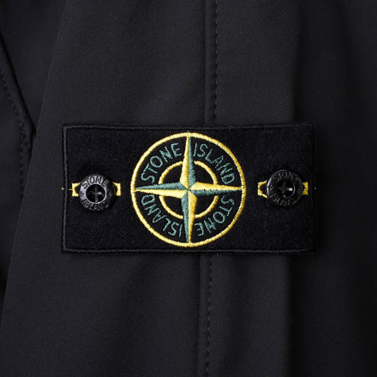 STONE ISLAND ストーンアイランド ナイロンジャケット/40927 LIGHT SOFT SHELL-R E.DYE TECHNOLOGY IN RECYCLED POLYESTER メンズ