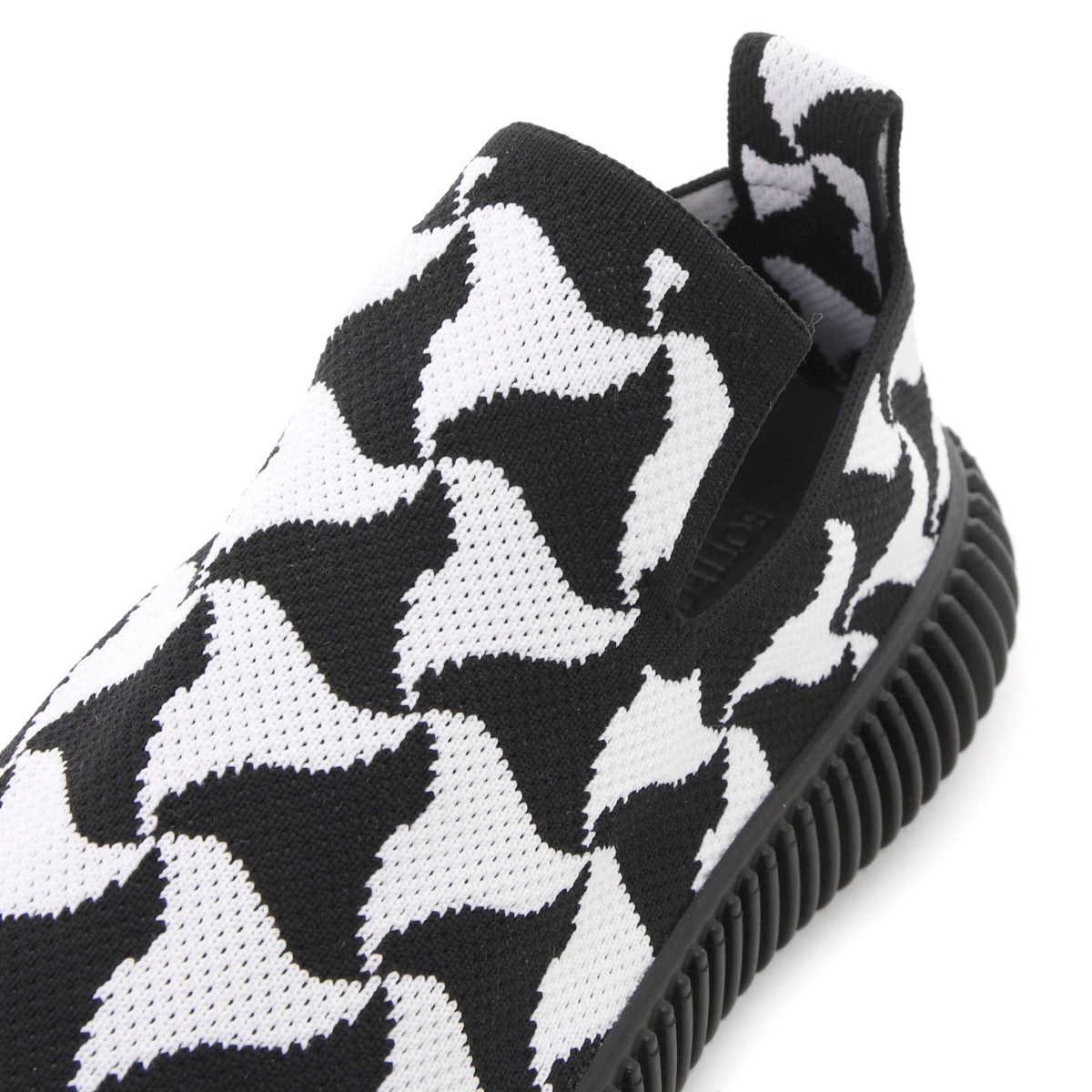 BOTTEGA VENETA 男性リップルスニーカー BOTTEGA VENETA ボッテガヴェネタ スリッポン/リップル