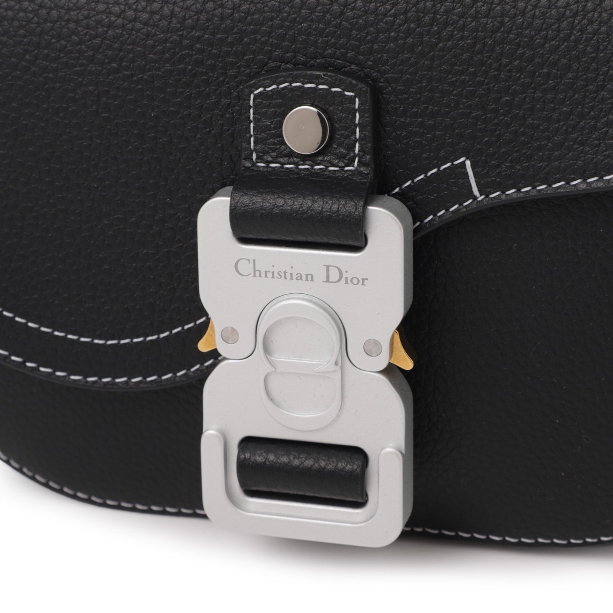 DIOR ディオール ショルダーバッグ/メッセンジャーバッグ/MINI SADDLE MESSENGER BAG WITH FLAP メンズ