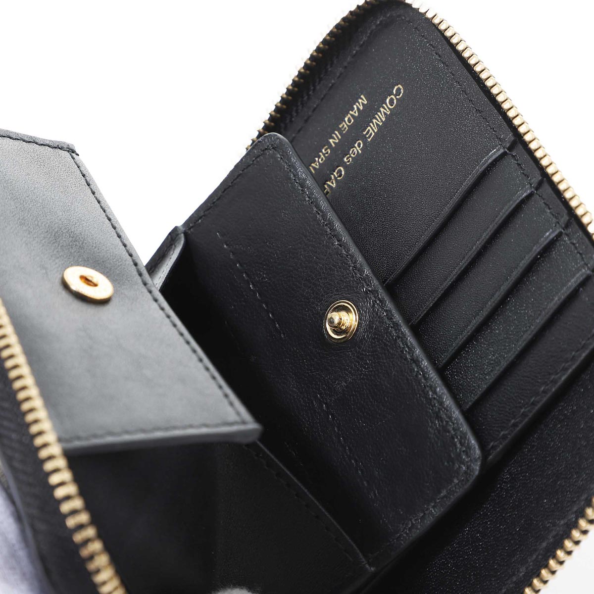 【訳あり】【アウトレット】 COMME des GARCONS コム デ ギャルソン 2つ折り財布 小銭入れ付き/CLASSIC LEATHER WALLET【返品交換不可】