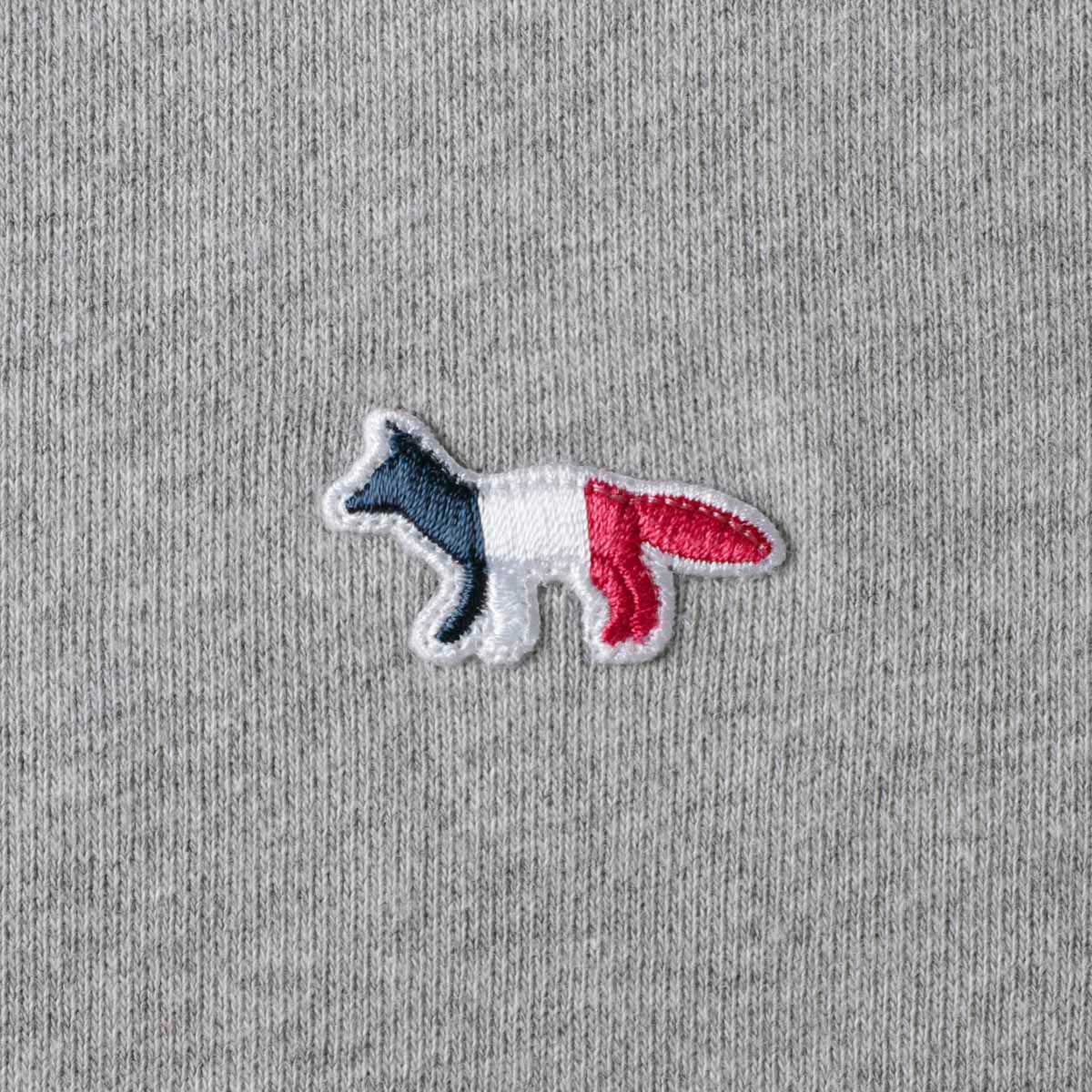 MAISON KITSUNE メゾンキツネ パーカ/フーディ/TRICOLOR FOX PATCH CLASSIC HOODIE