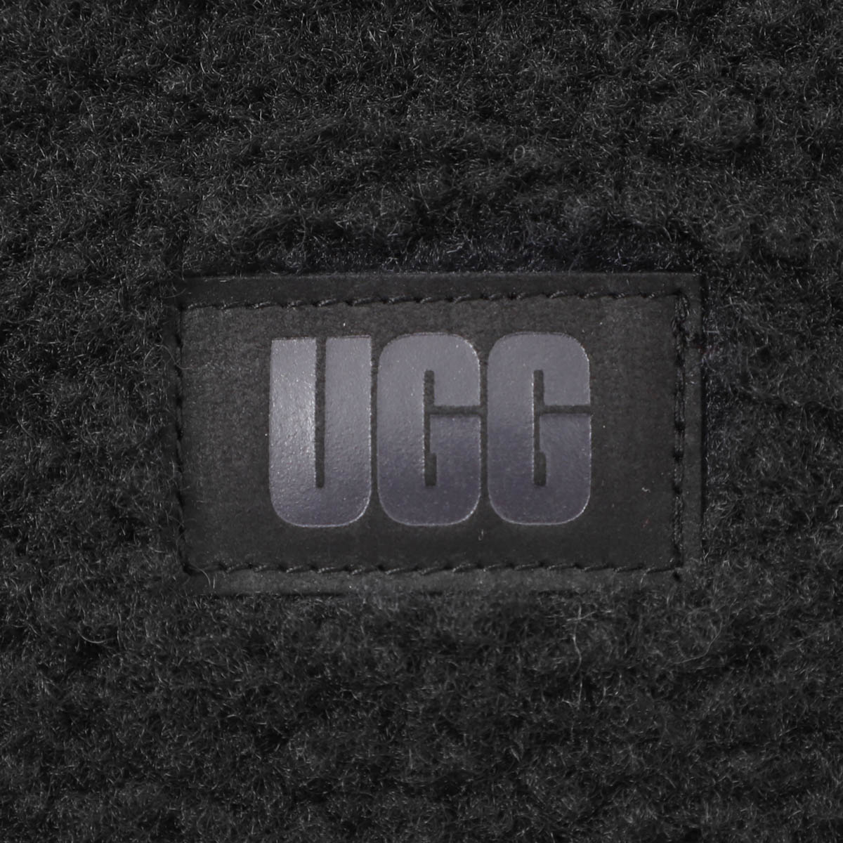 UGG Australia アグオーストラリア マフラー/W AW UGGfluff PACKABLE SCARF パッカブル スカーフ レディース