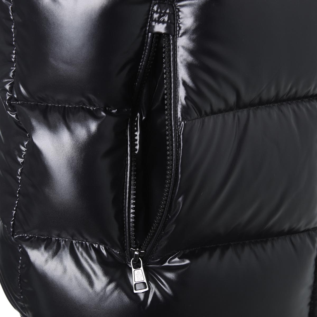 MONCLER モンクレール ダウンベスト/BORMES【大きいサイズあり