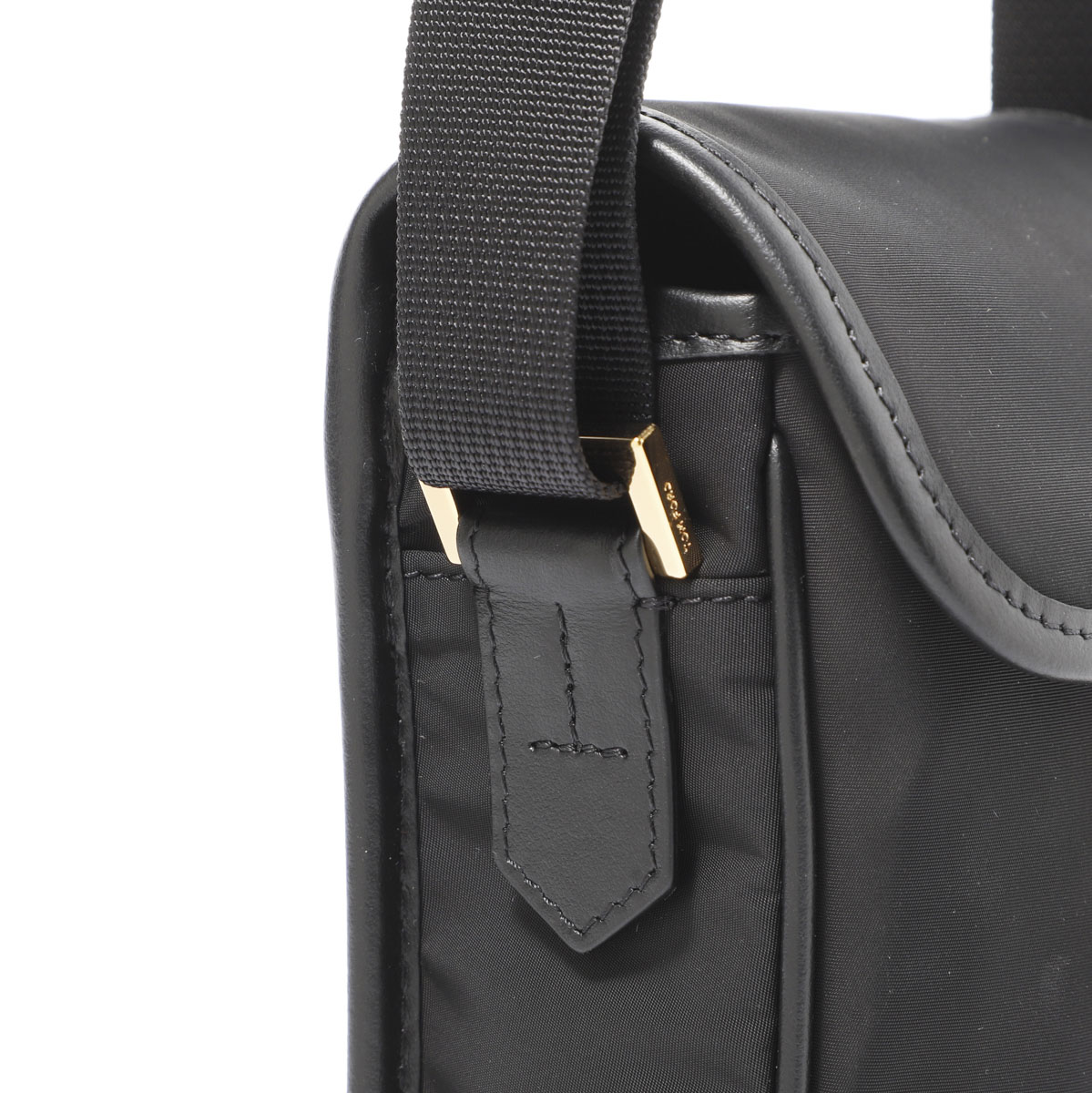 TOM FORD トムフォード メッセンジャーバッグ/クロスボディ