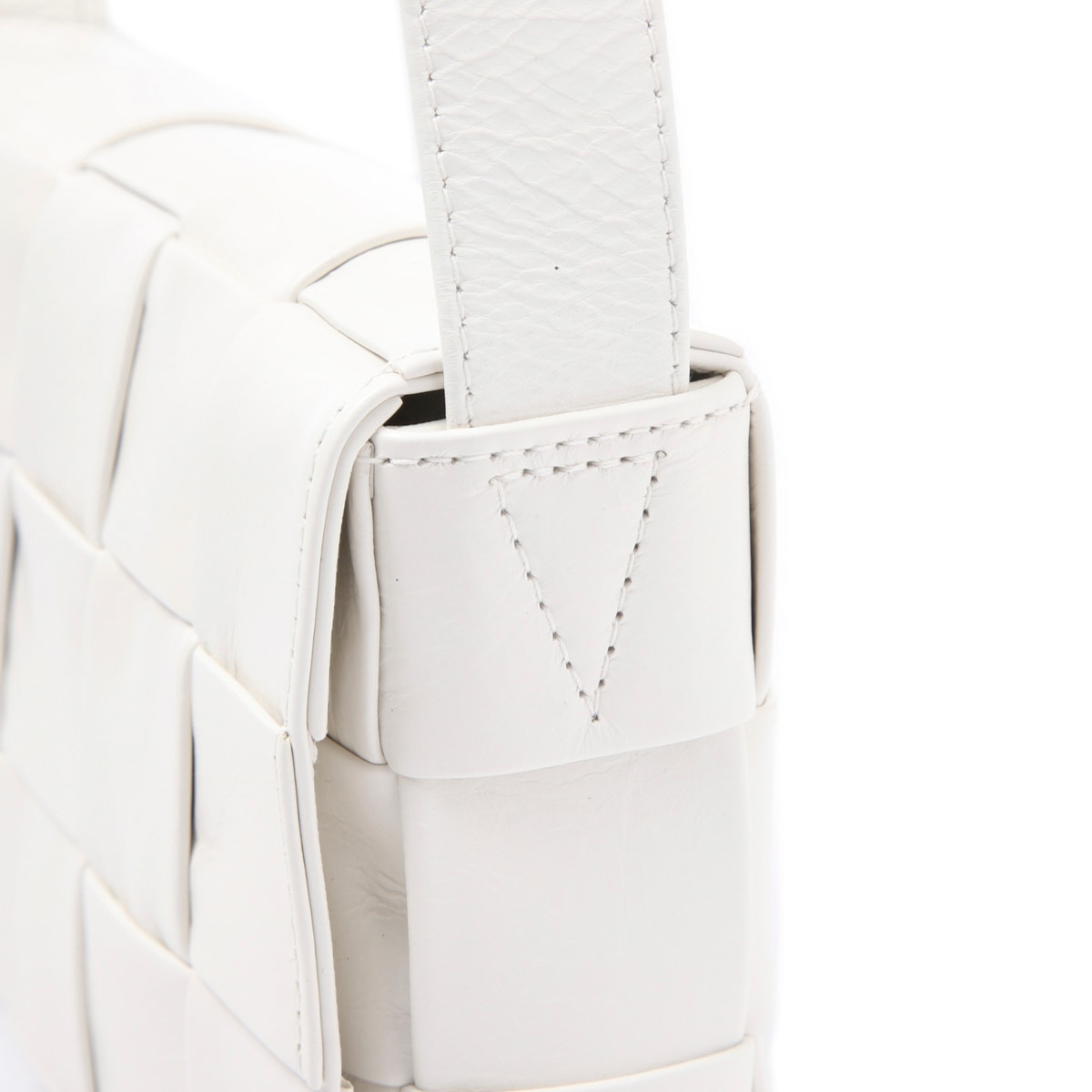 BOTTEGA VENETA ボッテガヴェネタ クロスボディバッグ