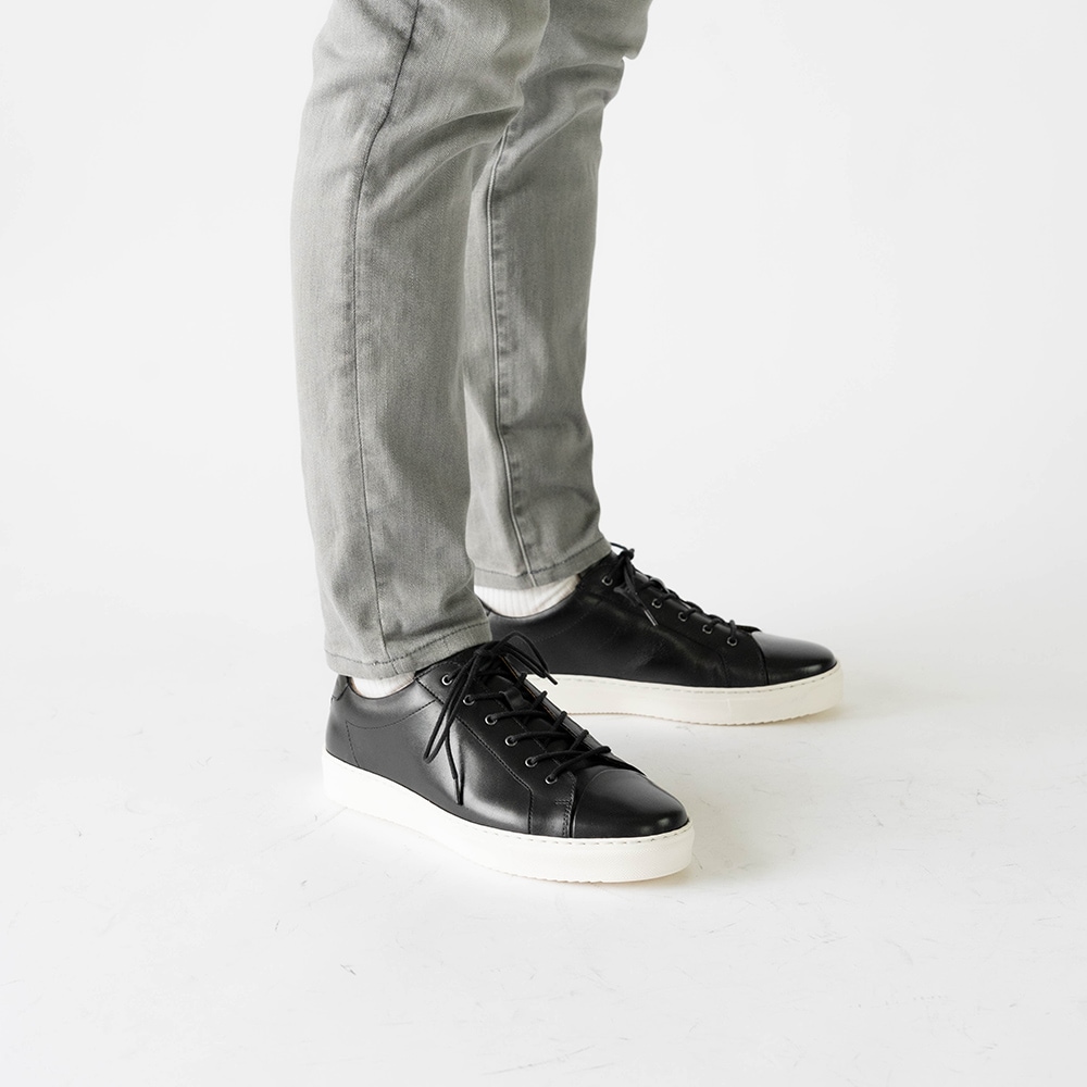 OZZY BLACK レースアップスニーカー