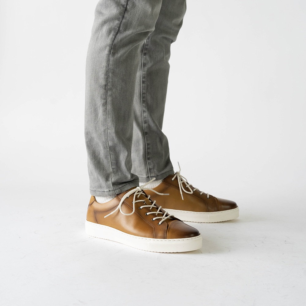OZZY CAMEL レースアップスニーカー