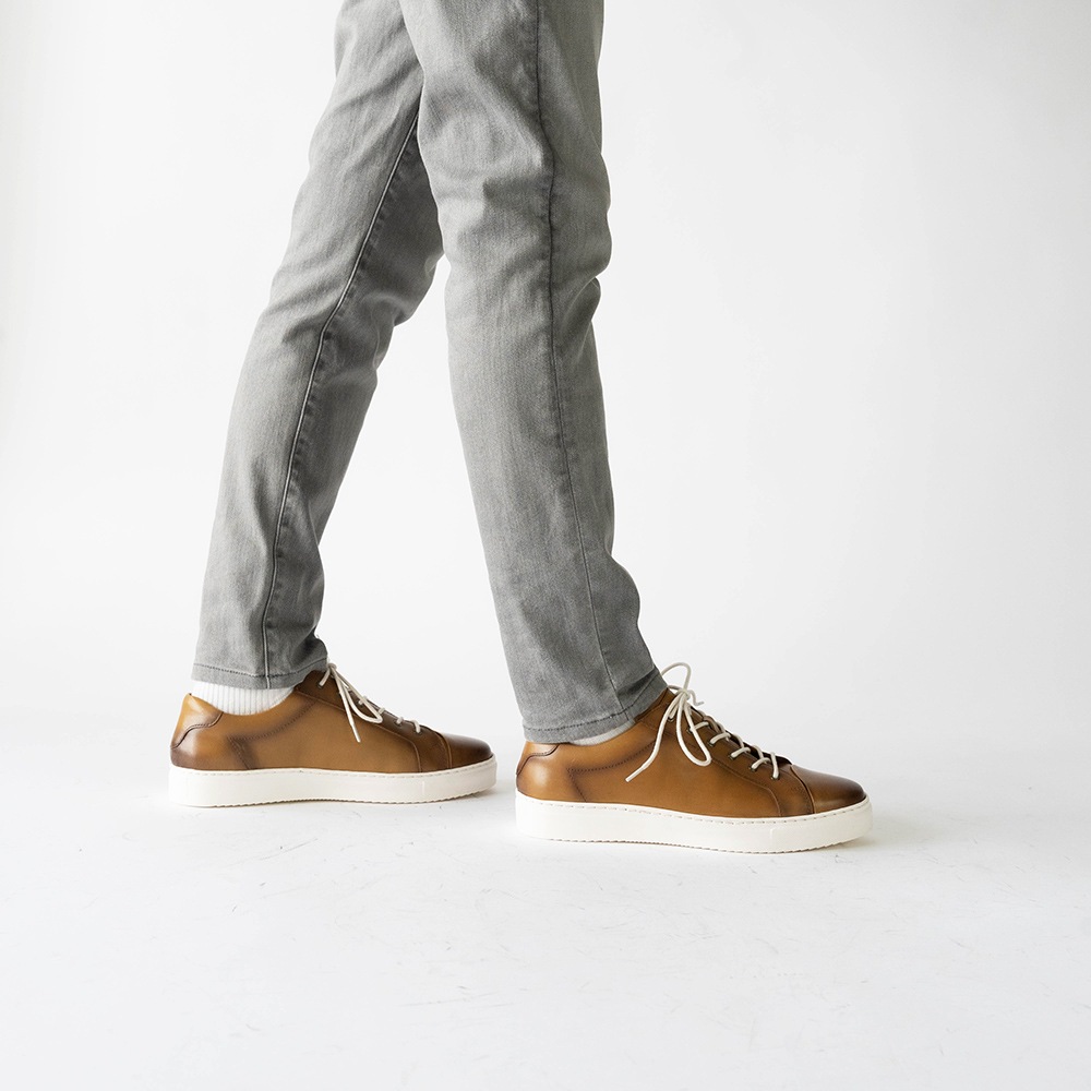 OZZY CAMEL レースアップスニーカー